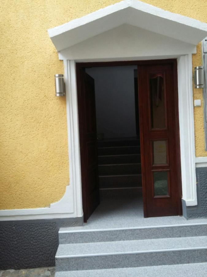 אוהריד Guest House Ginek מראה חיצוני תמונה
