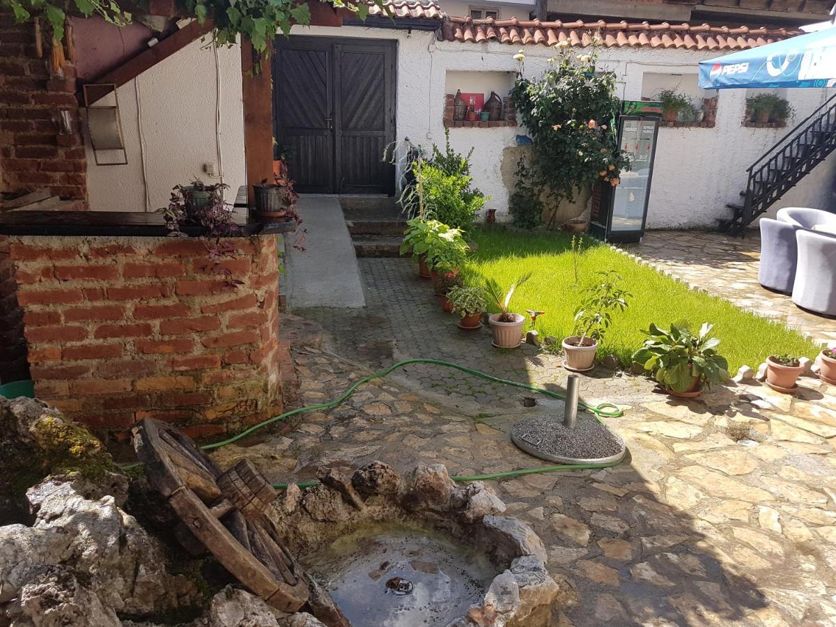 אוהריד Guest House Ginek מראה חיצוני תמונה